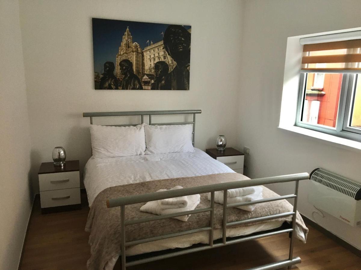Flats Near Football Clubs Liverpool Extérieur photo