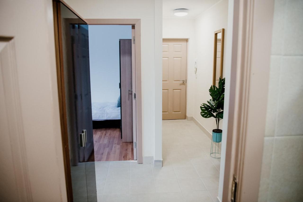 Flats Near Football Clubs Liverpool Extérieur photo